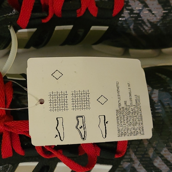 Adidas running shoe - Picture 4 of 4